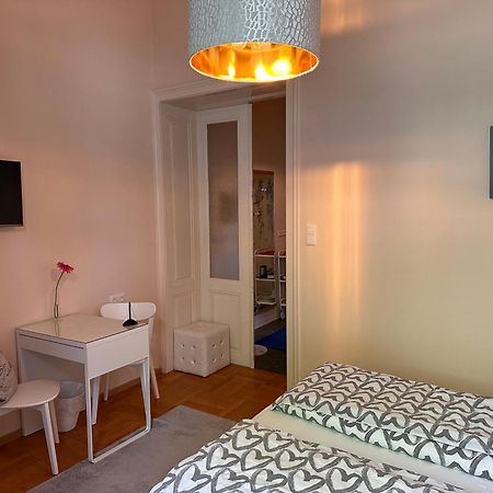באד אישל Kristall Doppelzimmer Direkt Im Zentrum, Balkon מראה חיצוני תמונה