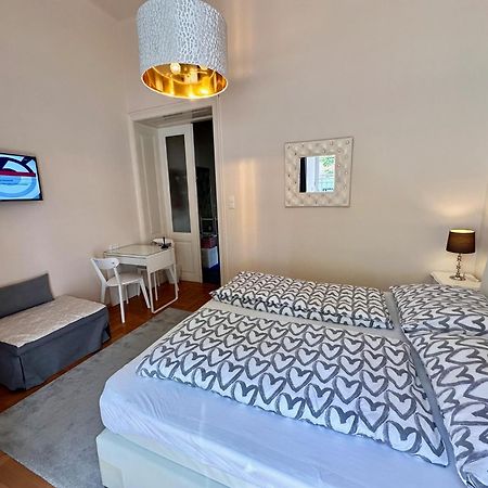 באד אישל Kristall Doppelzimmer Direkt Im Zentrum, Balkon מראה חיצוני תמונה