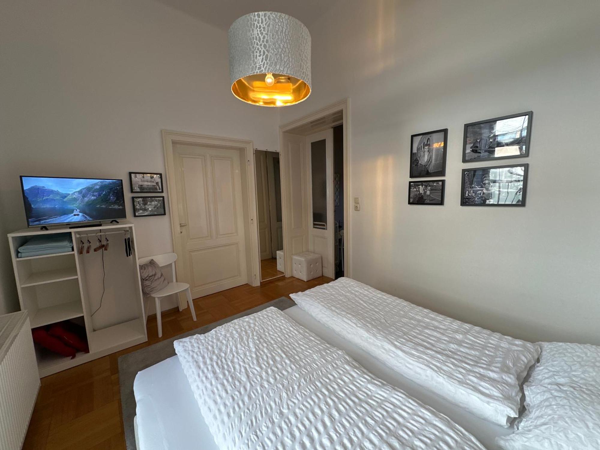 באד אישל Kristall Doppelzimmer Direkt Im Zentrum, Balkon מראה חיצוני תמונה