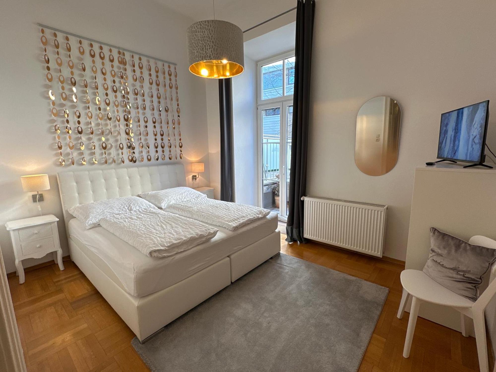 באד אישל Kristall Doppelzimmer Direkt Im Zentrum, Balkon מראה חיצוני תמונה