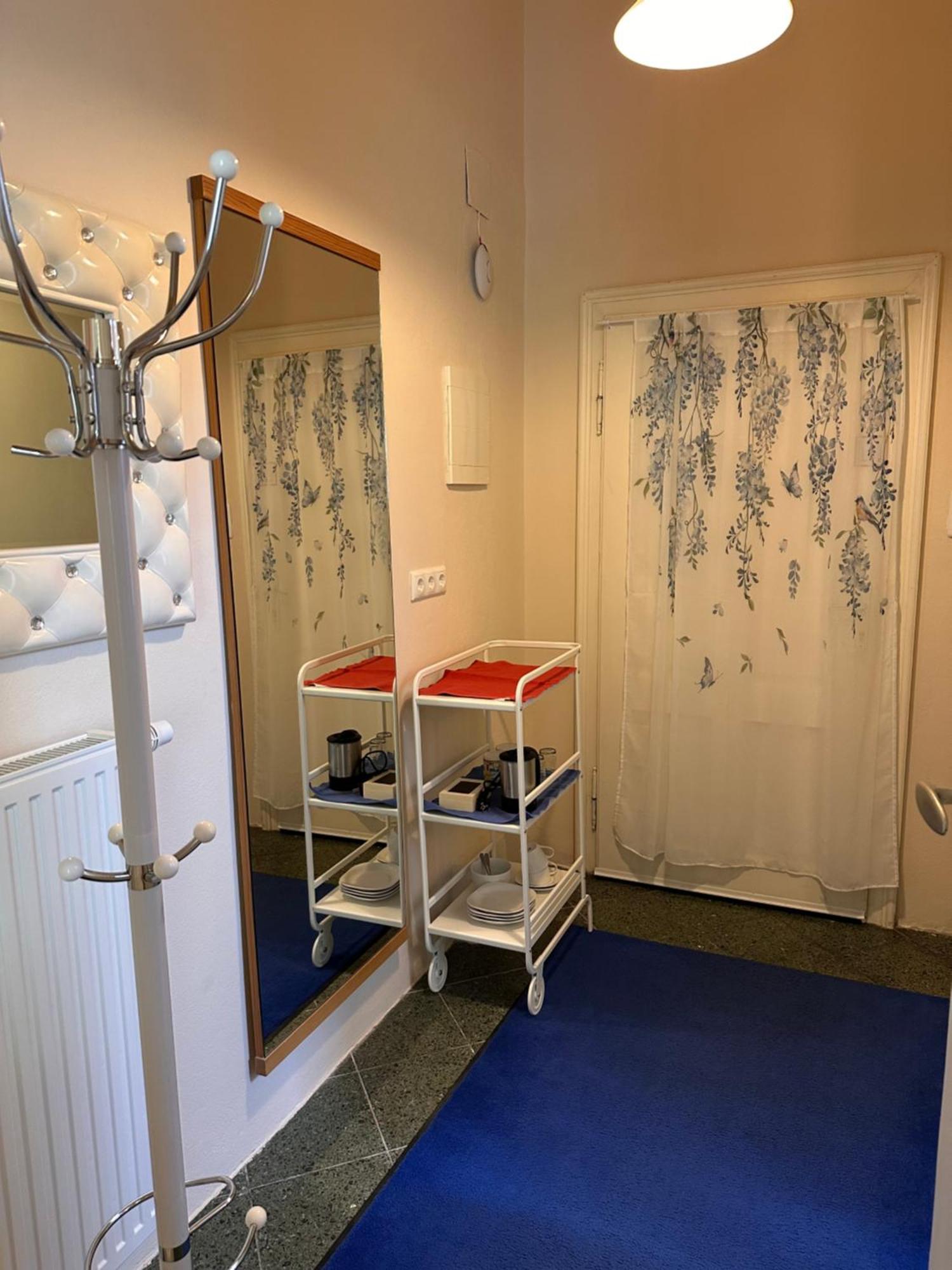 באד אישל Kristall Doppelzimmer Direkt Im Zentrum, Balkon מראה חיצוני תמונה